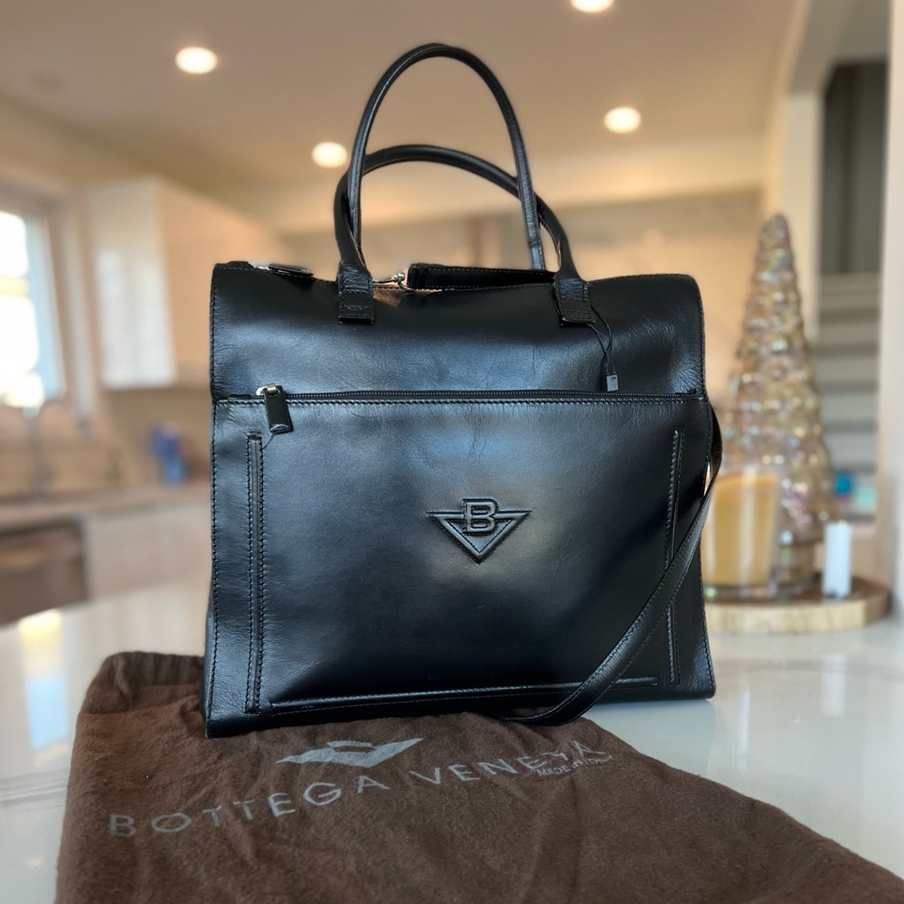 Botegga Veneta Vintage Leather Tote Bag